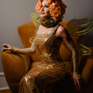 Honey Queen Bee Gaze