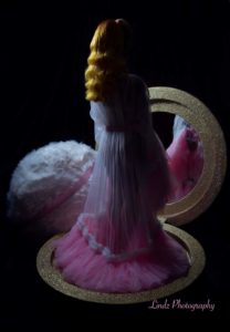 Honey in a giant compact